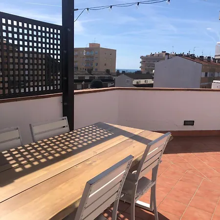 The White Lilies Apartment Pineda de Mar Exterior photo